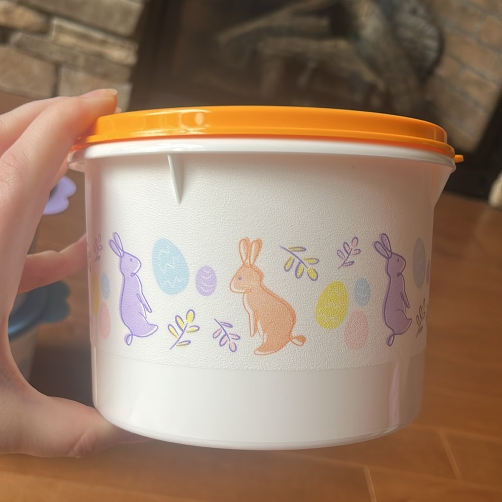 Tupperware Containers 3 piece set - Picture 3 of 6